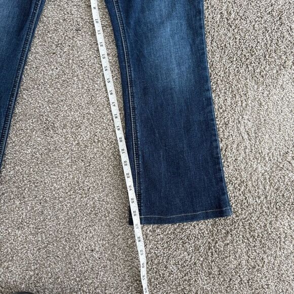 SILVER JEANS | Elyse Slim Boot Cut with Embroidered Pockets - Picture 10 of 10